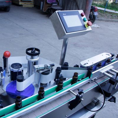 NP-RL machine à étiqueter les bouteilles rondes pour les bouteilles de shampooing en verre en plastique